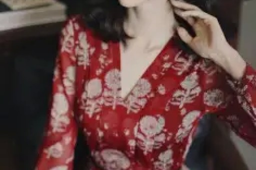 陪玩陪睡仅冰山一角！圈内人再爆猛料网友们坐不住了