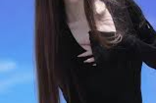 陈翔为女友庆生否认与毛晓彤交往时出轨网友：希望杨玏来保护毛晓彤